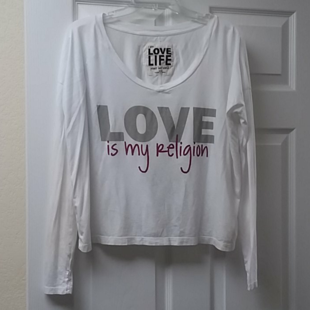 Peace Love World tee shirt